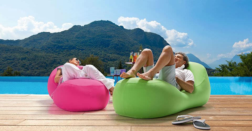 inflatable circle lounger