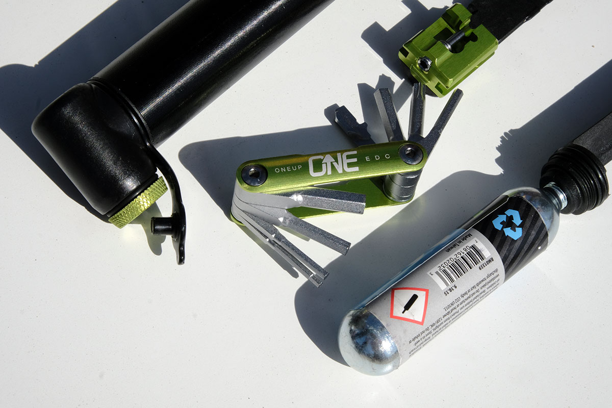 oneup components pump