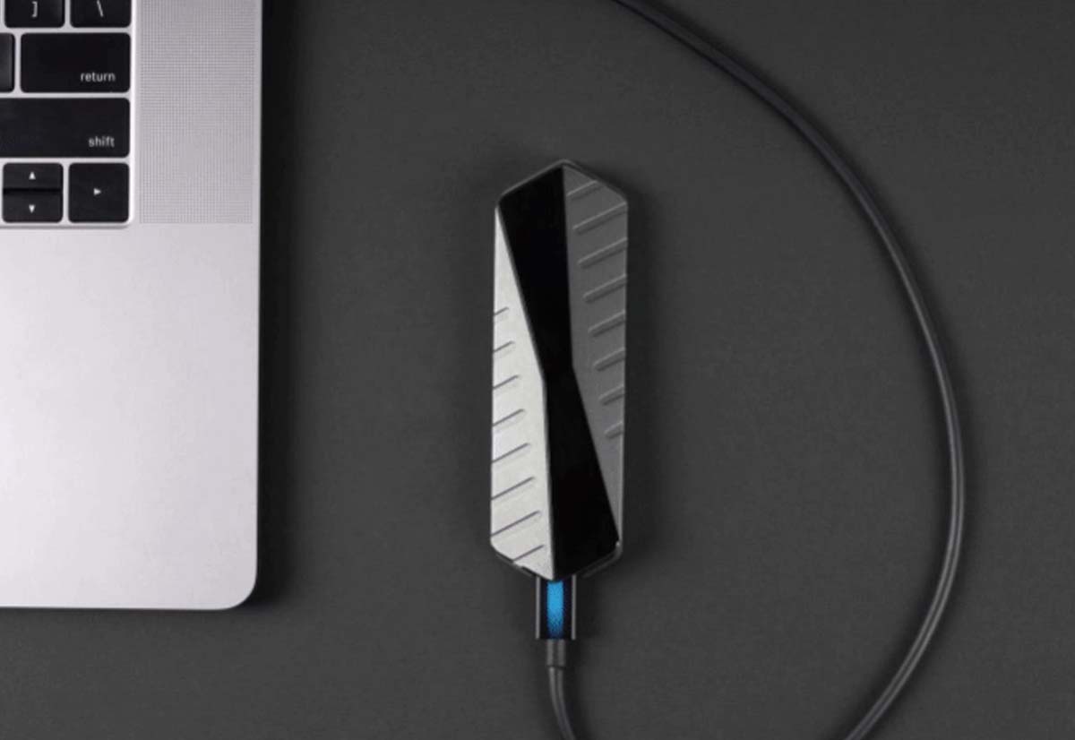 Gigadrive world s fastest external ssd getdatgadget